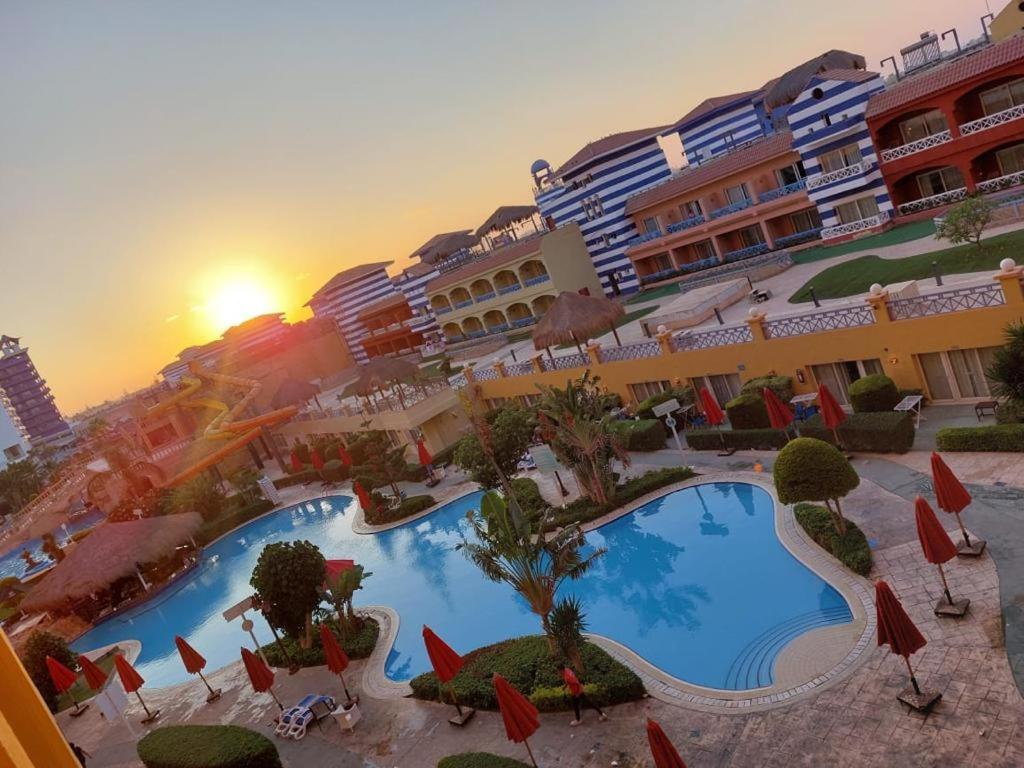 Porto Marina Resort Chalets Families Only العلمين المظهر الخارجي الصورة