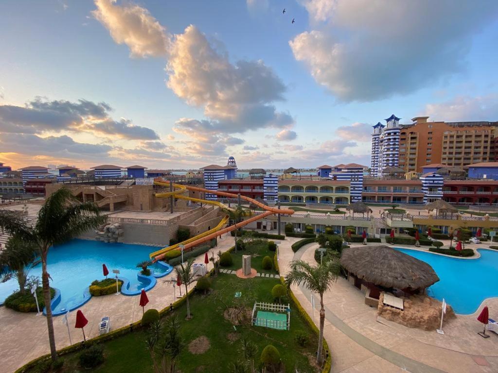 Porto Marina Resort Chalets Families Only العلمين المظهر الخارجي الصورة