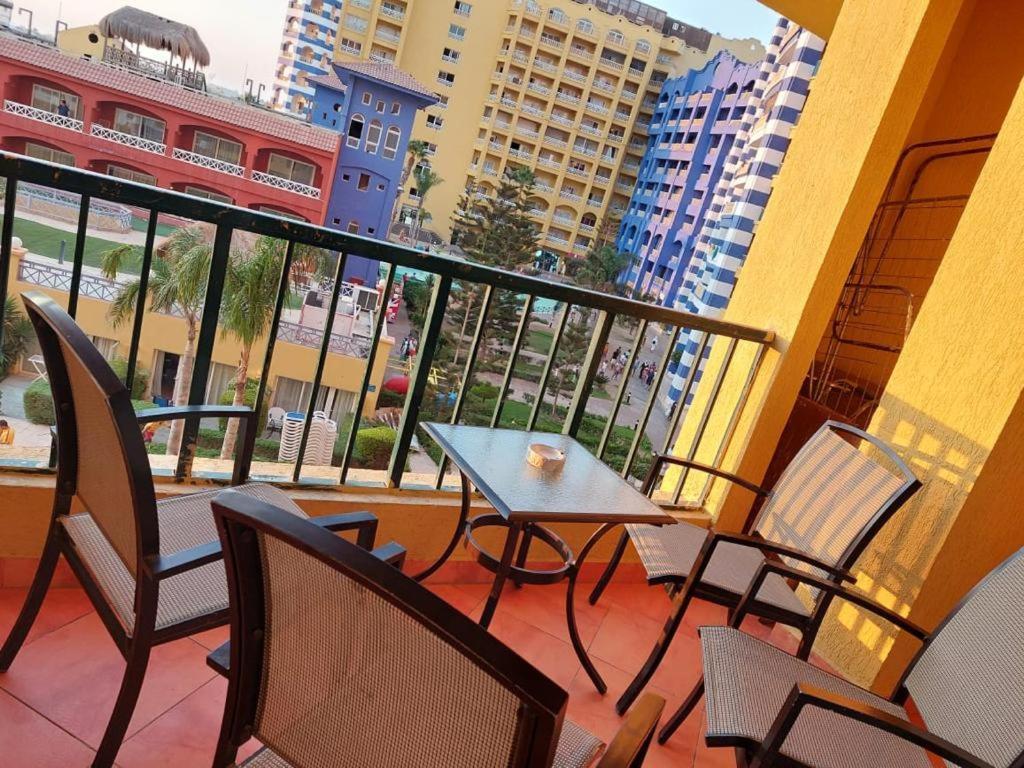 Porto Marina Resort Chalets Families Only العلمين المظهر الخارجي الصورة